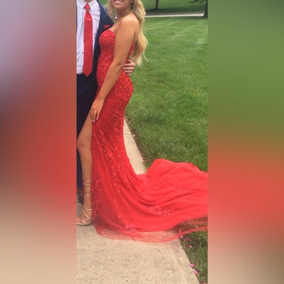 Prom dress - Picture 4 of 5